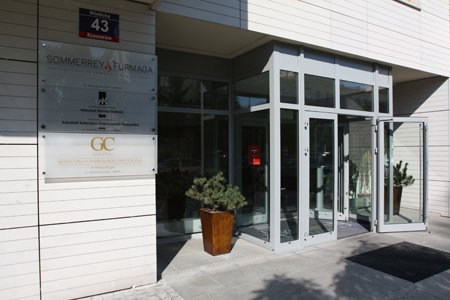 Miejska Farma Piękności / Gold Clinic - Miejska Farma Piękności / Gold Clinic