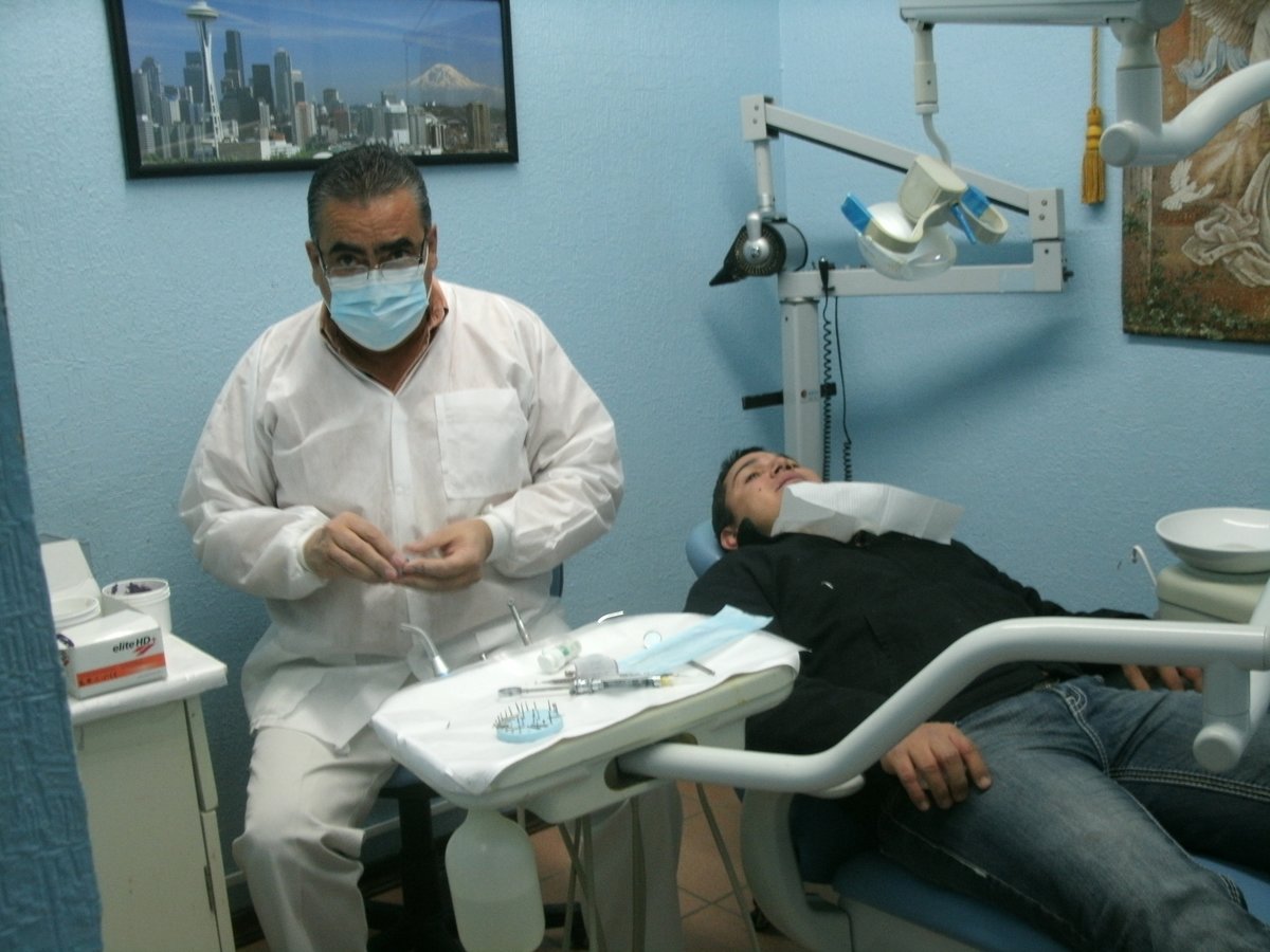 Miguel Márquez Dental Clinic - Miguel Márquez Dental Clinic