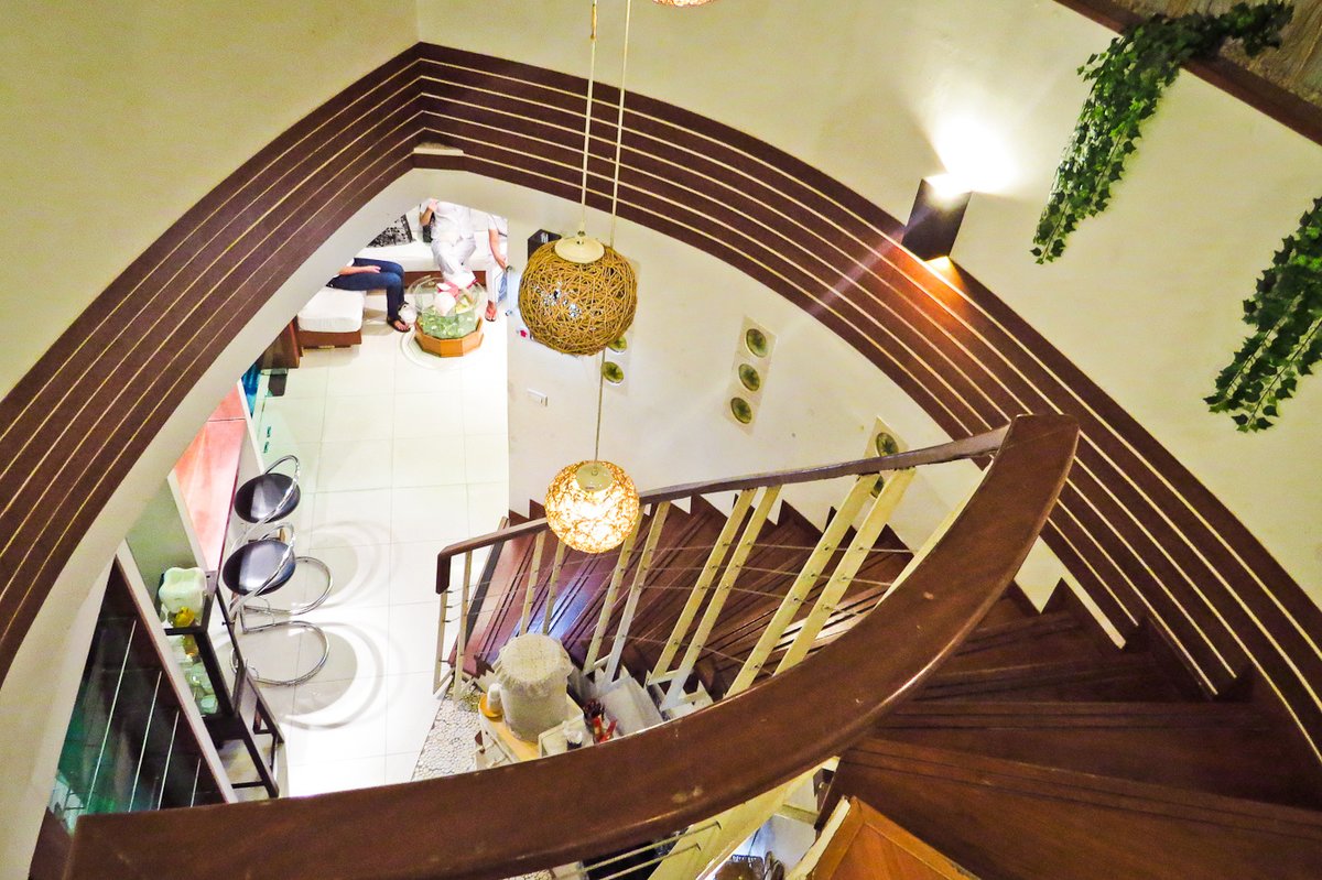 Modern Smile Dental Center - Central Pattaya Road - Modern Smile Dental Center - Central Pattaya Road