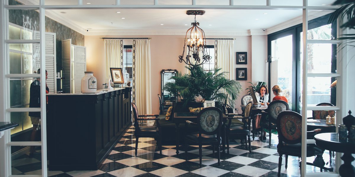 Mono Cosmetic Surgery Center - Mono Cosmetic Surgery Center