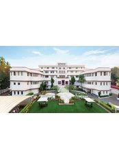 مستشفى نانافاتي سوبر التخصصي ، مومباي - Nanavati Super Specialty Hospital,Mumbai