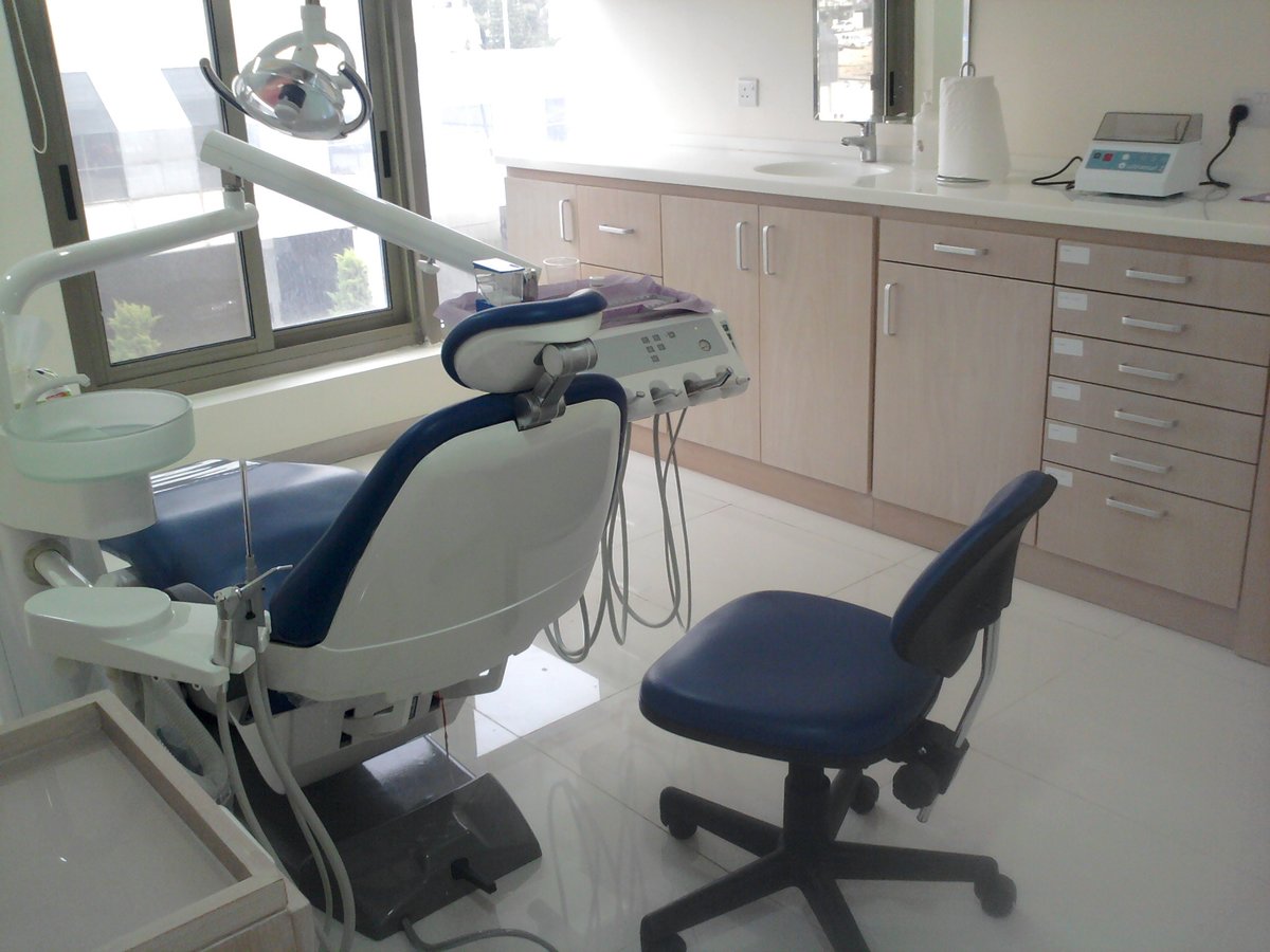 Nour Abu Rub Dental Clinic - Nour Abu Rub Dental Clinic