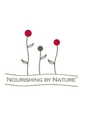 مغذية من قبل الطبيعة - Nourishing By Nature