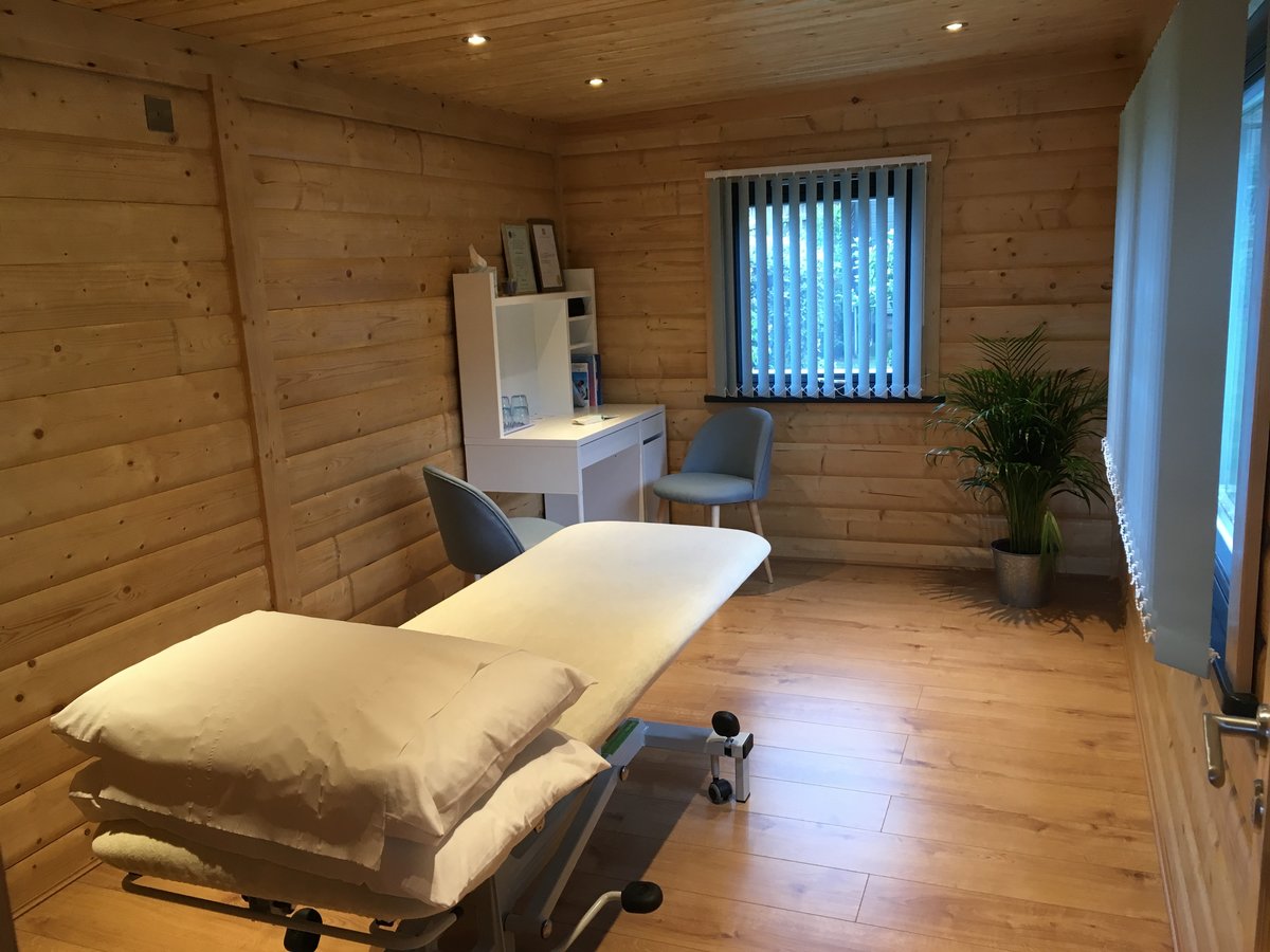 اعتلال شجرة البلوط - Oak Tree Osteopathy