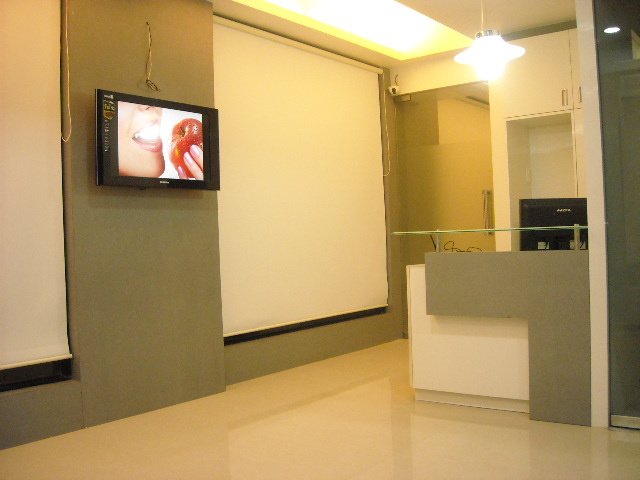 OM CLINIC - Dental Care & Physiotherapy Centre - OM CLINIC - Dental Care & Physiotherapy Centre