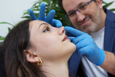 Op. Dr. Mahmut Uzut (Rhinoplasty / Burun Estetiği) - Op. Dr. Mahmut Uzut (Rhinoplasty / Burun Estetiği)
