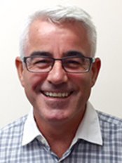 ممارسة تقويم الأسنان - Orthodontic Practice