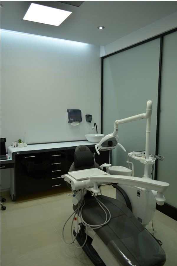 OVP Omar Valero Periodontist - OVP Omar Valero Periodontist