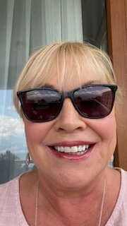 عيادة أوزغور يلدريم للأسنان التجميلية - Özgür Yıldırım Aesthetic Dental Clinic