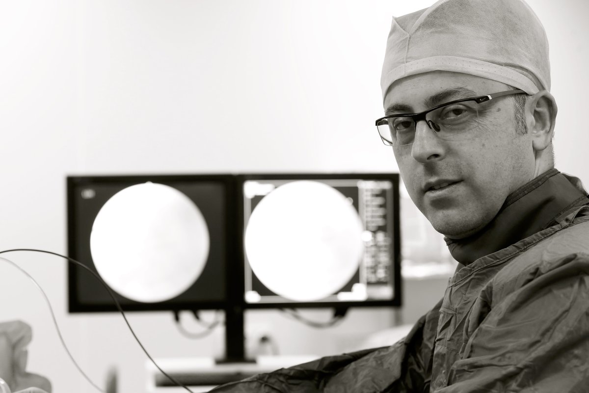 مركز الألم والعمود الفقري - Pain and Spine Center