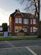 Panakeia (المملكة المتحدة) - Panakeia (UK)