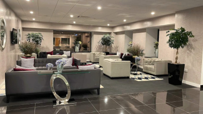 Physipro Physiotherapy and Sports Injury Clinic - Physipro Physiotherapy and Sports Injury Clinic patient waiting area