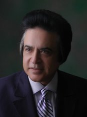 Prof.Dr. Wahib Moussa international dental center for implants & esthetics - Prof.Dr. Wahib Moussa international dental center for implants & esthetics