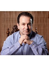 البروفيسور ناسي حكيم - Professor Nasey S Hakim