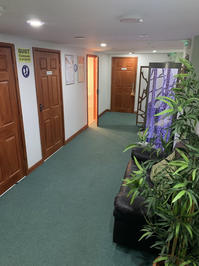 Puresun صالون تجميل وعيادة ليزر - Puresun Beauty Salon & Laser Clinic