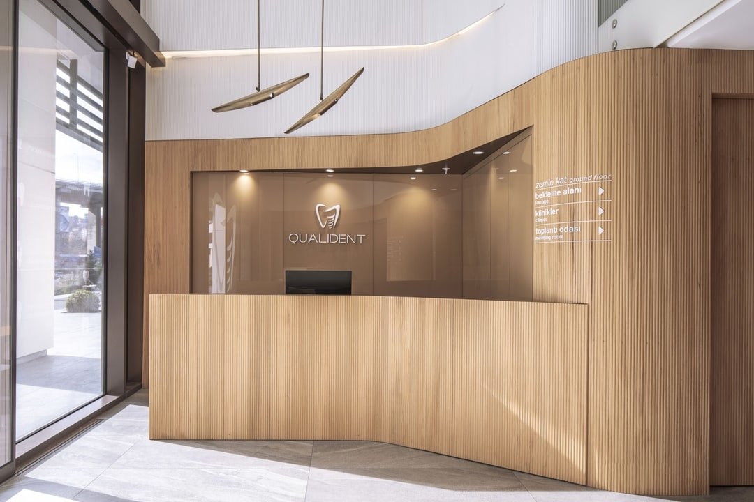 Qualident - Qualident