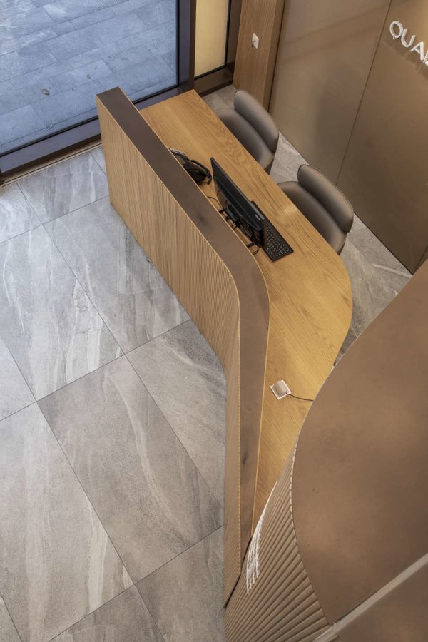 Qualident - Qualident