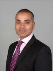 ريتشارد كارو بونتيكلون - Richard Karoo - Pontyclun