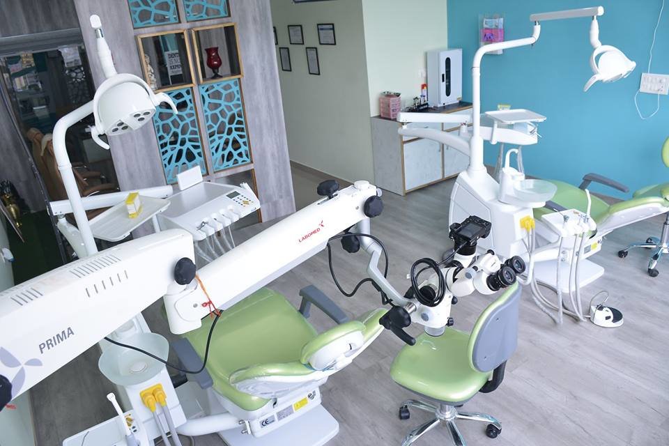 Roots And Crown Microdentistry - Roots And Crown Microdentistry