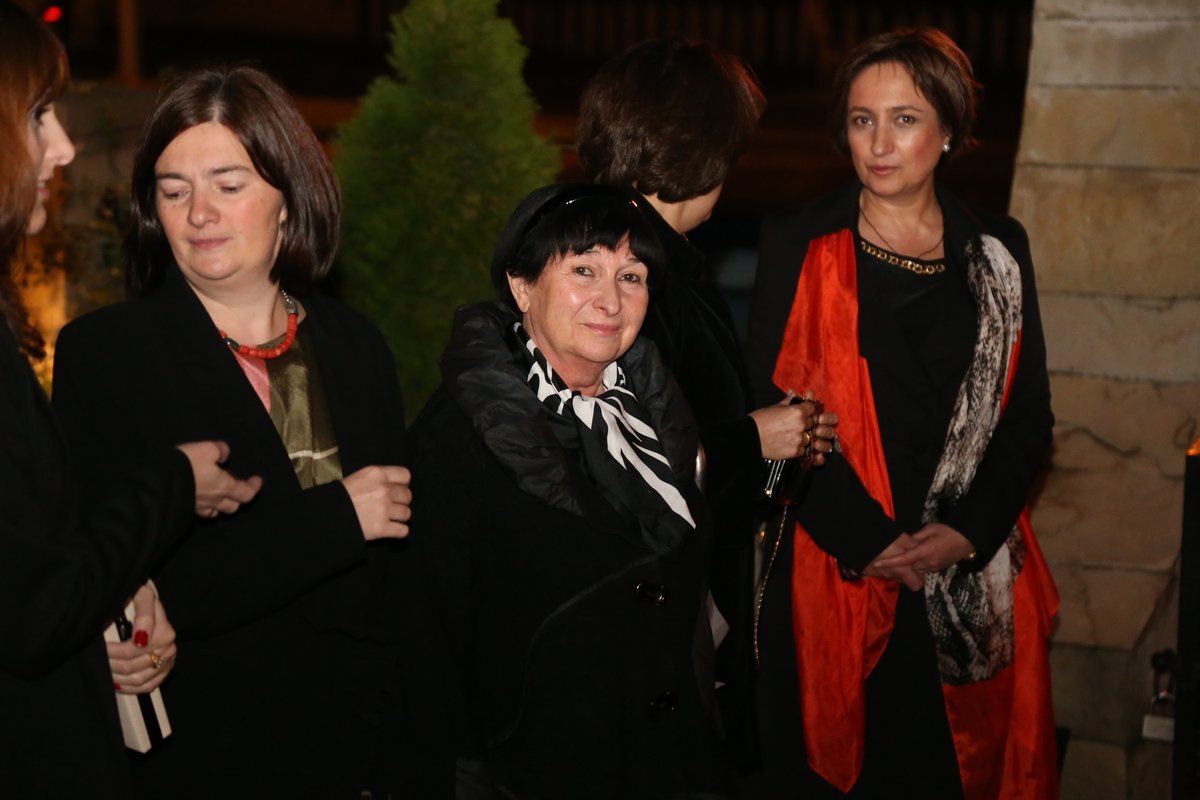 Royal Dent - Royal Dent