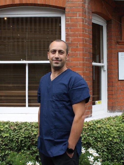 مركز راسل أفينيو لطب الأسنان وزراعة الأسنان - Russel Avenue Dental Practice and Implant Centre