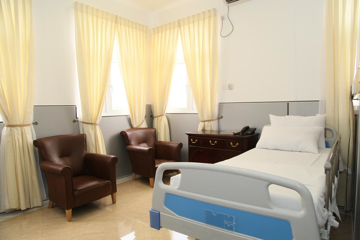 Santa Dora Hospital - Santa Dora Hospital