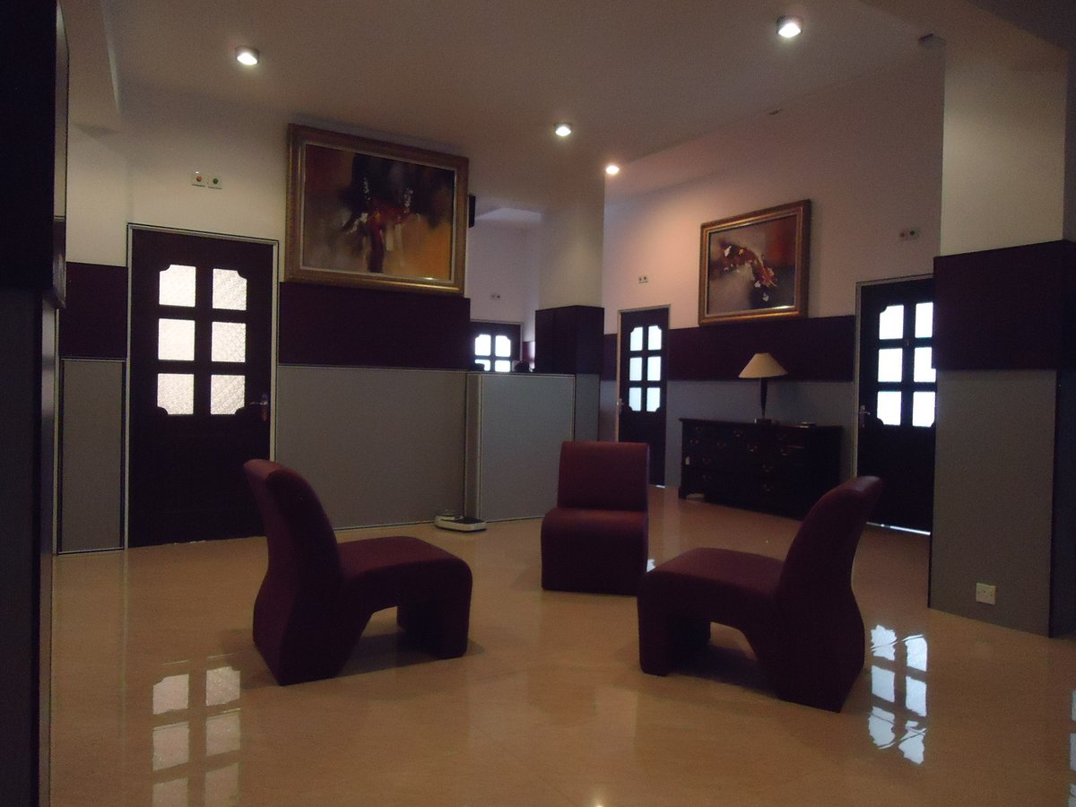 Santa Dora Hospital - Santa Dora Hospital