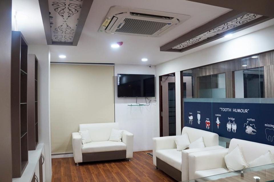 SAROJINI DENTAL HOSPITAL - SAROJINI DENTAL HOSPITAL