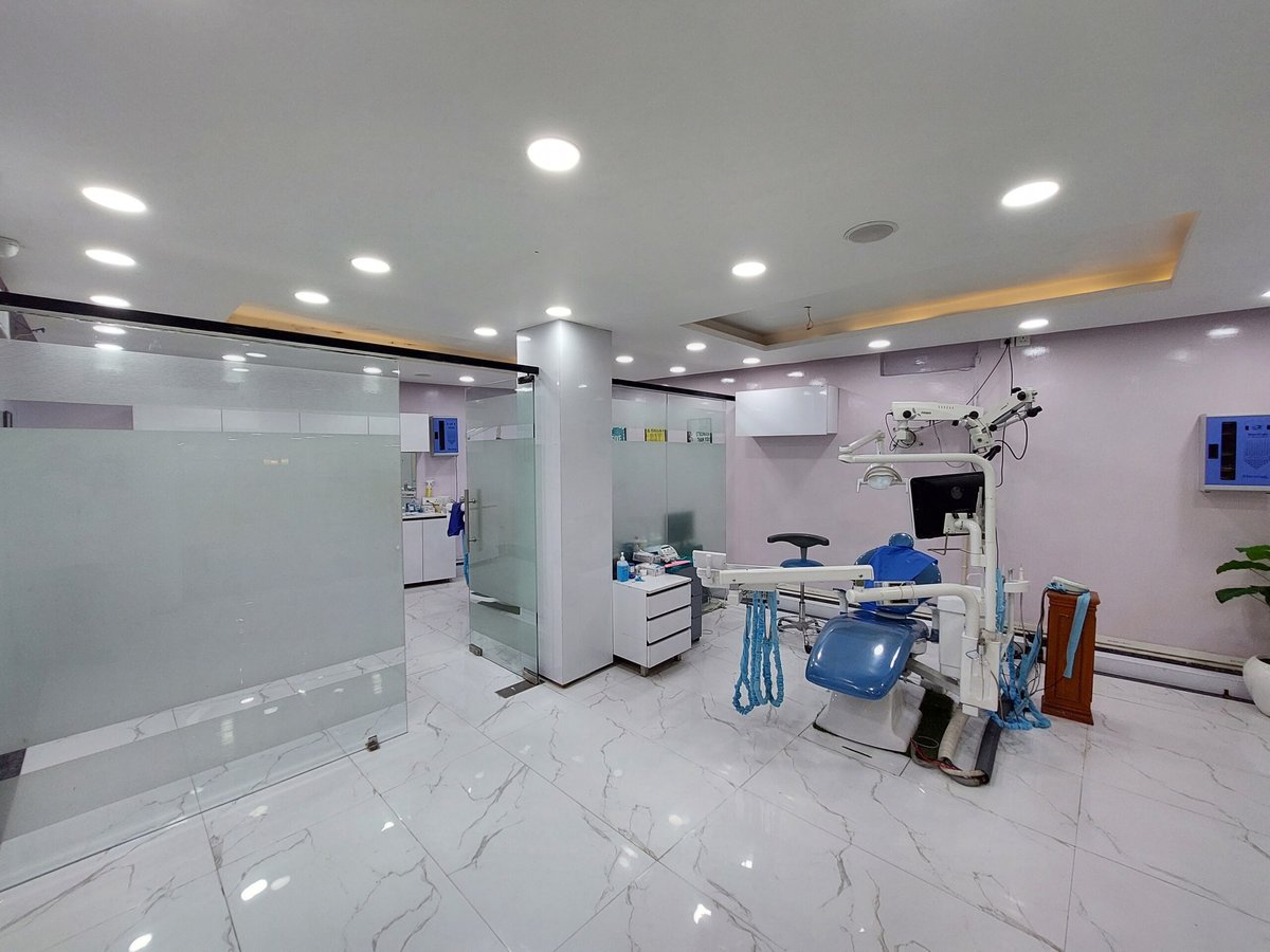 الابتسامات الساطعة طب الأسنان - Shining Smiles Dentistry