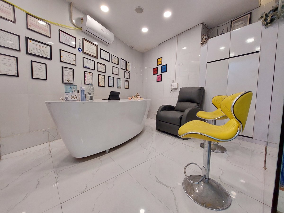 الابتسامات الساطعة طب الأسنان - Shining Smiles Dentistry