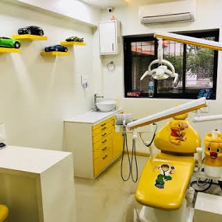 عيادة الابتسامات المشرقة متعددة التخصصات لطب الأسنان - Shining Smiles Multispeciality Dental Clinic