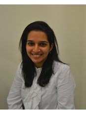 ببساطة يبتسم - Simply Smiles