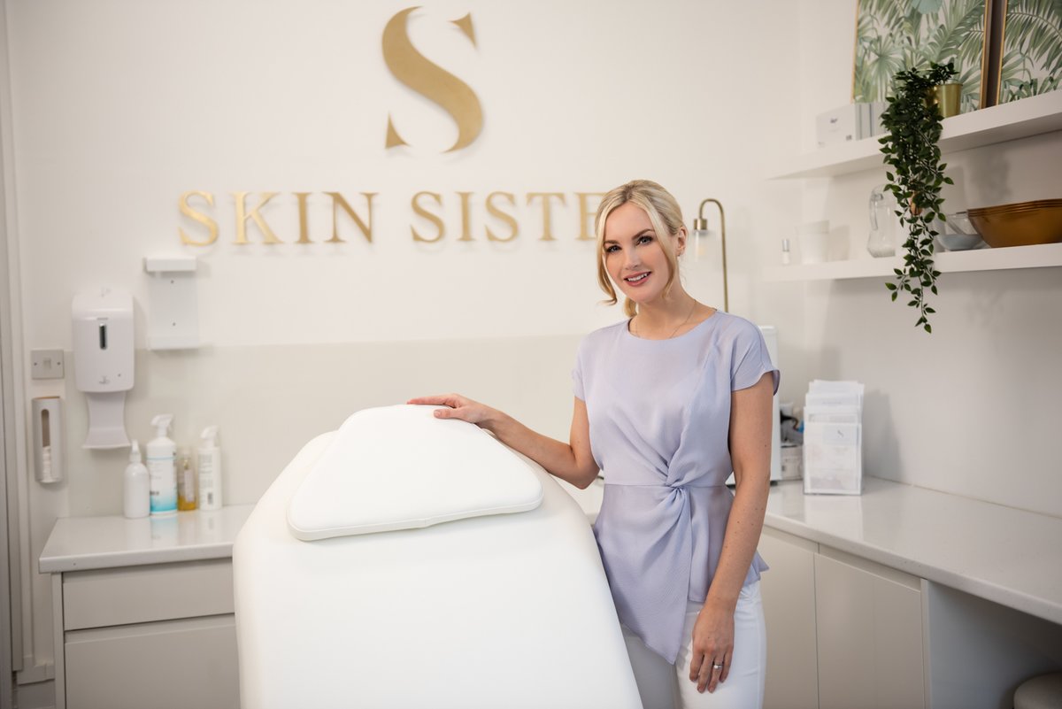 الجلد الأخت - Skin Sister