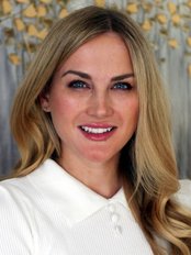 الجلد الأخت - Skin Sister