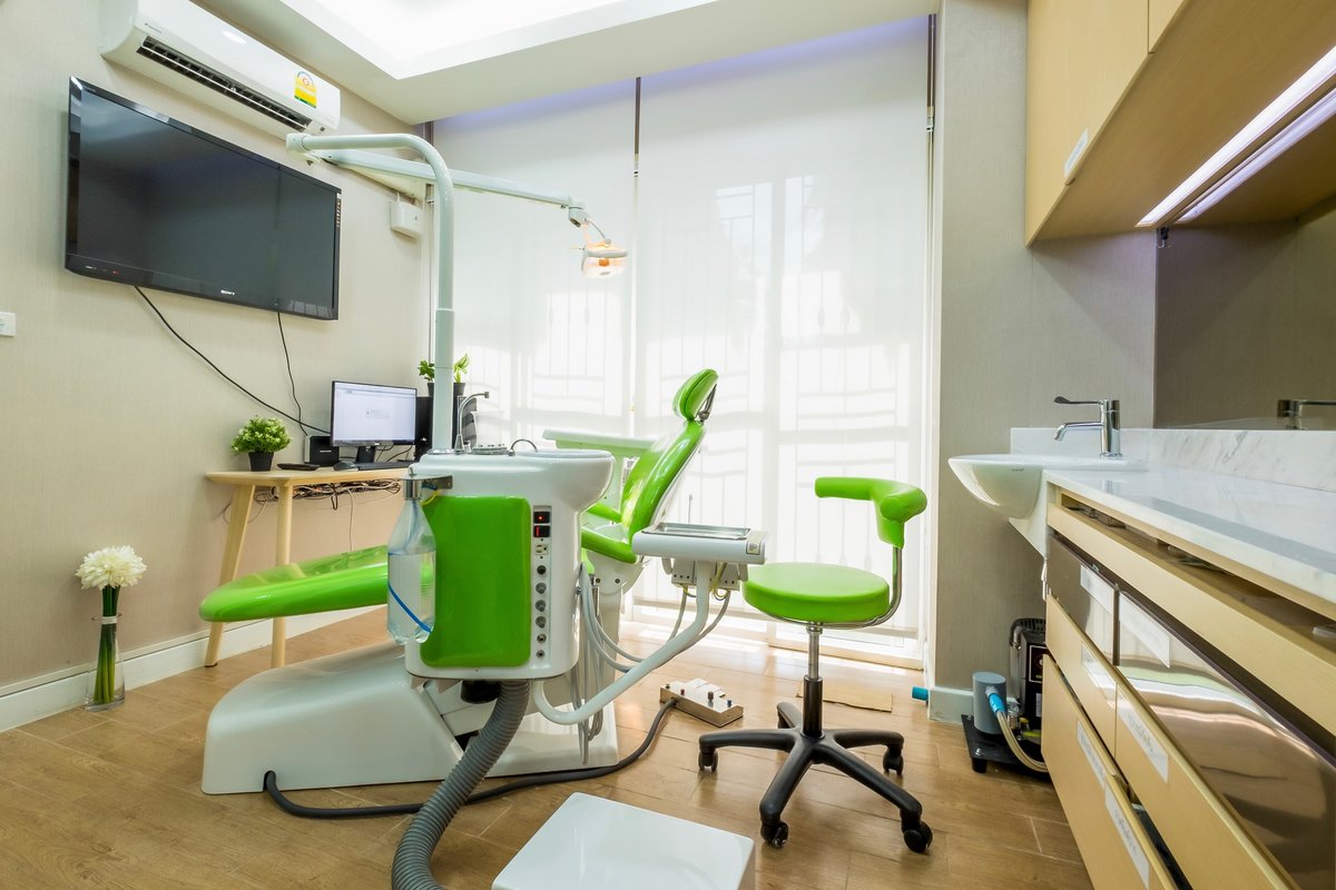Smile and Shine Dental Clinic - Smile and Shine Dental Clinic