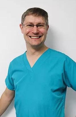 عيادة سمايلتك لطب الأسنان - Smiletech Dental Clinic