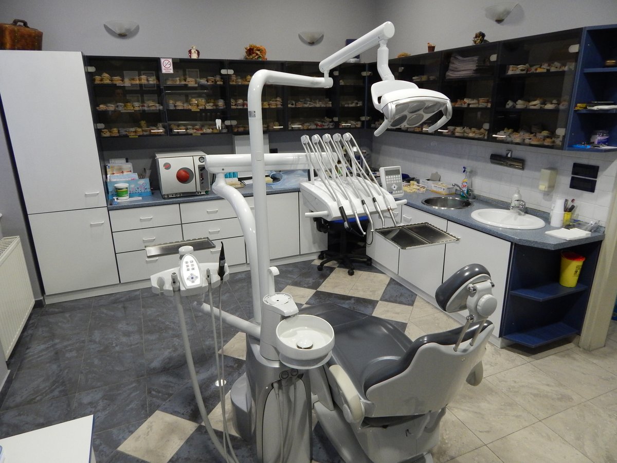 Specialised dental clinic Vuletić - Specialised dental clinic Vuletić