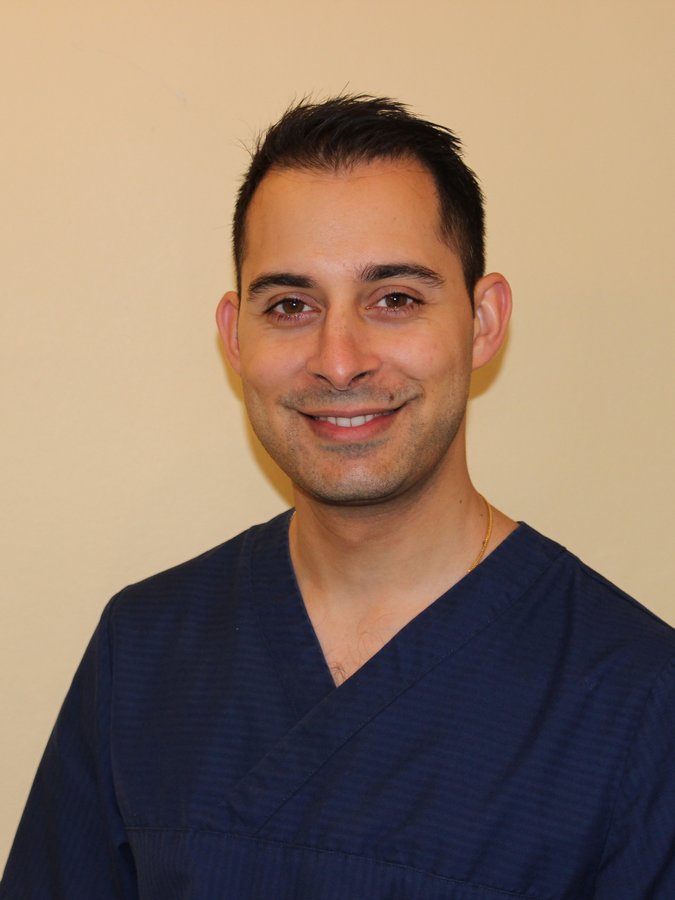 ستريتلي سمايلز للعناية بالأسنان - Streetly Smiles Dental Care