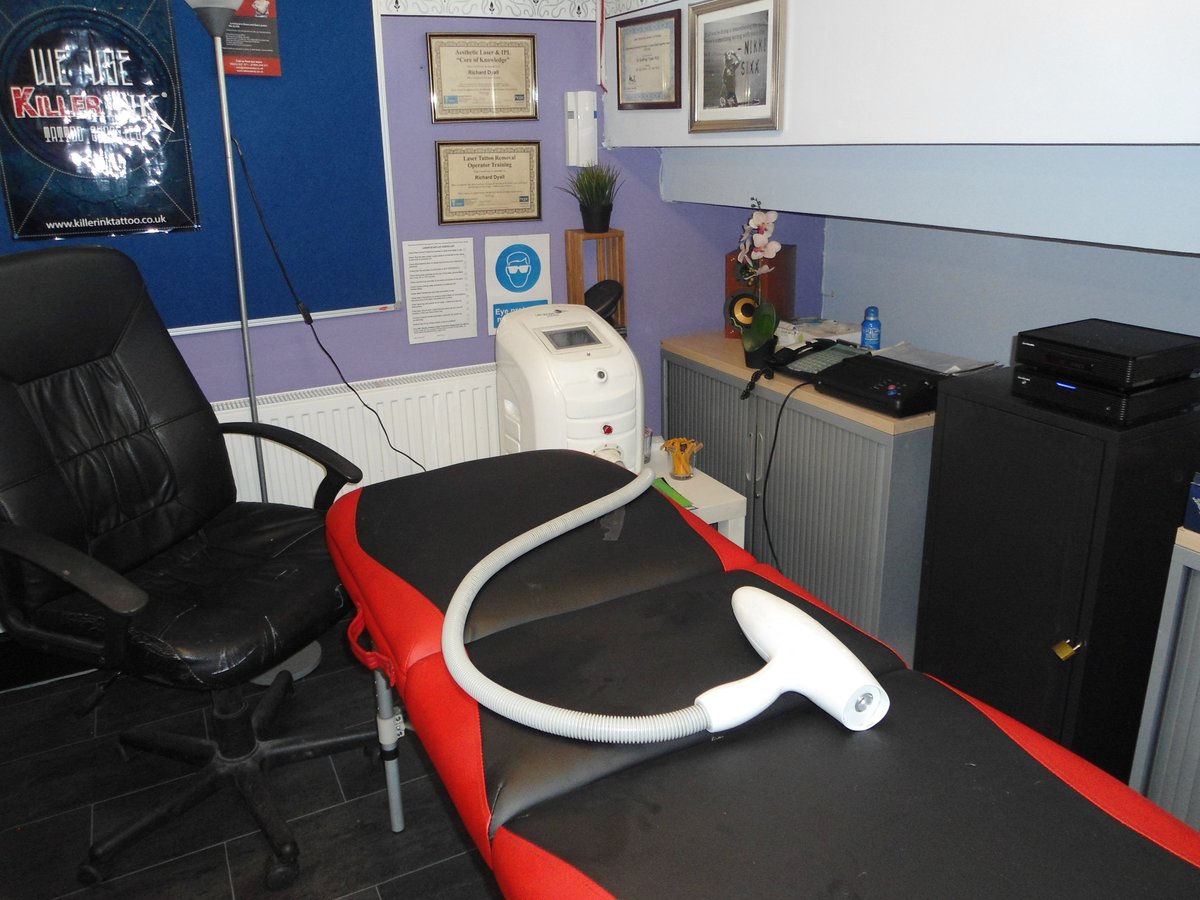 الوشم بعيدا إسيكس المحدودة - Tattoo Away Essex