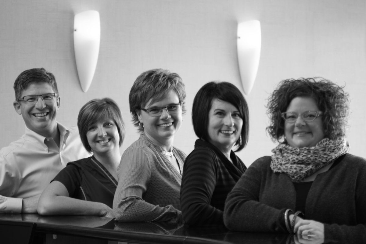 الأقواس الطبيب الدكتور تيموثي R. Agapas - The Braces Doctor-Dr. Timothy R. Agapas