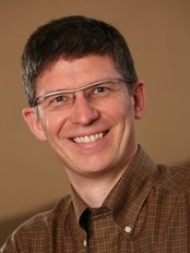 الأقواس الطبيب الدكتور تيموثي R. Agapas - The Braces Doctor-Dr. Timothy R. Agapas