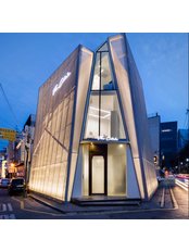 THE CLINIC PLASTIC SURGERY - THE CLINIC PLASTIC SURGERY