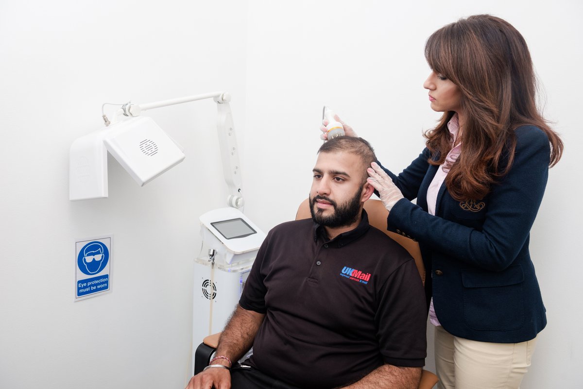 عيادة نمو الشعر بالليزر - The Laser Hair Growth Clinic