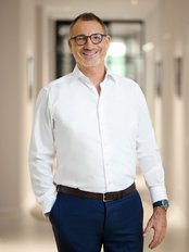 Theresium | Dr Kloeppel - Theresium | Dr Kloeppel