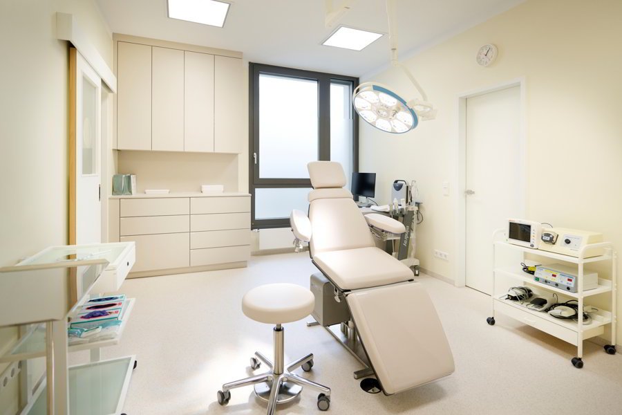 Theresium | Dr Kloeppel - Theresium | Dr Kloeppel