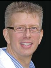 Thomas Kjær Uhlig - Medical Aesthetic - Thomas Kjær Uhlig - Medical Aesthetic