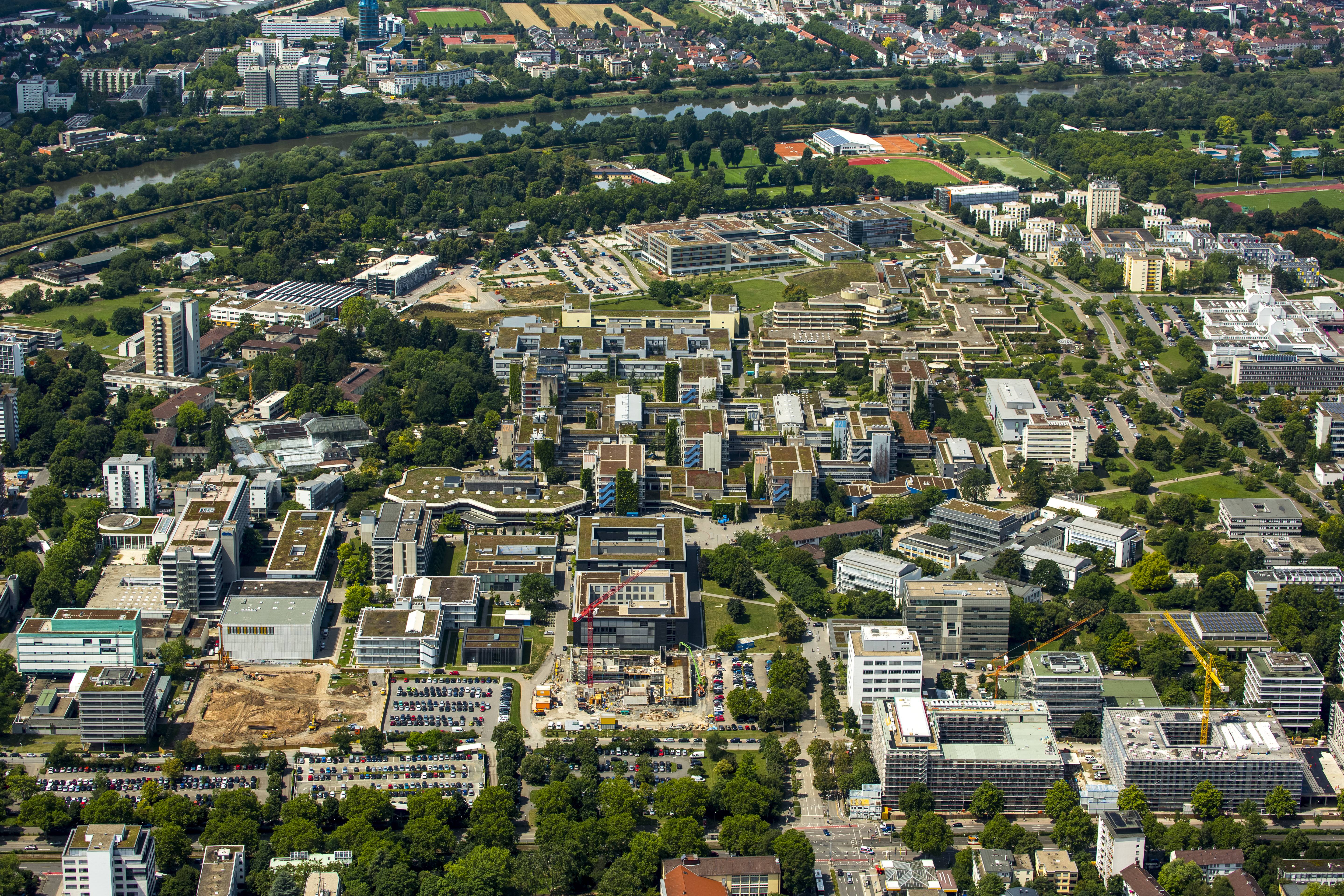 مستشفى جامعة هايدلبرغ - University Hospital Heidelberg