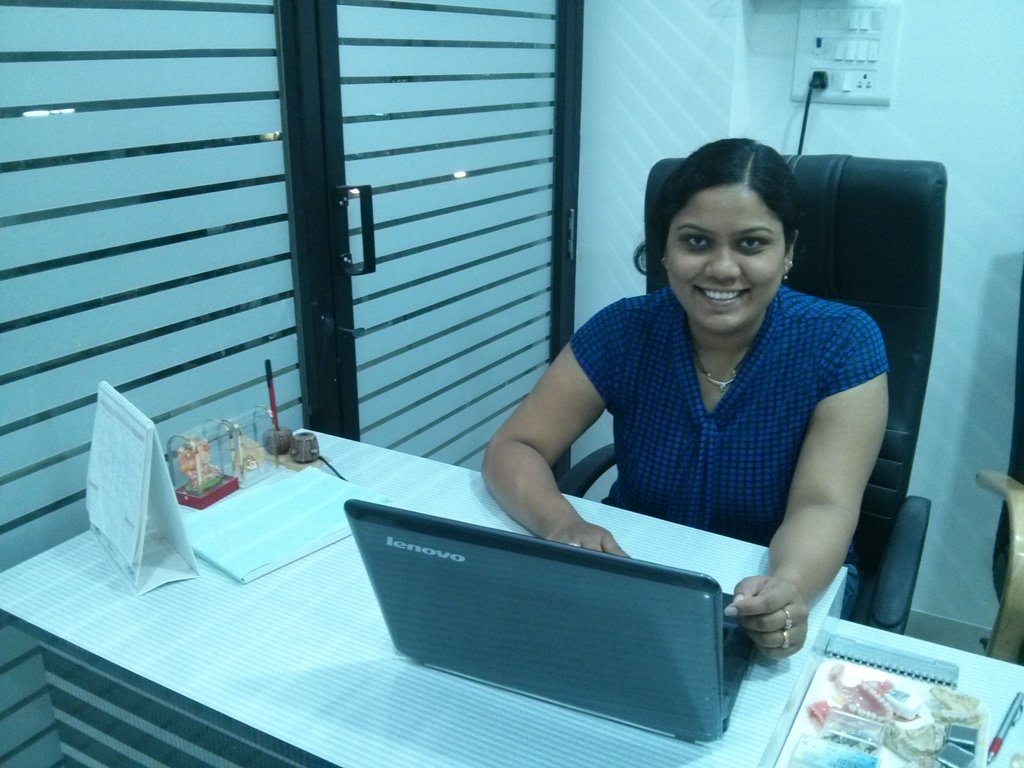 مركز أورمي للعناية بالأسنان - Urmi Dental Care Centre