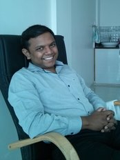 مركز أورمي للعناية بالأسنان - Urmi Dental Care Centre