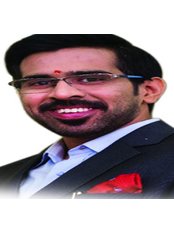 Varuns الدكتور الأسنان متعدد التخصص مستشفى الأسنان - Varuns Dr Teeth Multi Speciality Dental Hospital